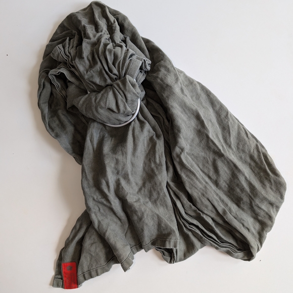 Grey Linen Ring Sling From Sakura Bloom - Picture 1 of 3
